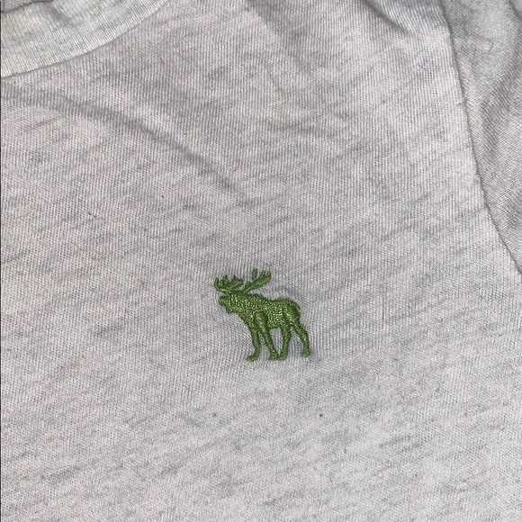 Tee! - Picture 2 of 3